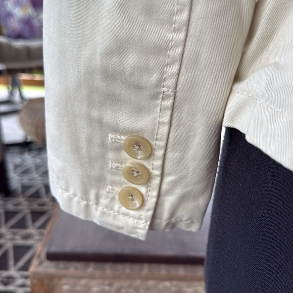 Banana Republic | Cream Blazer - Picture 5 of 8
